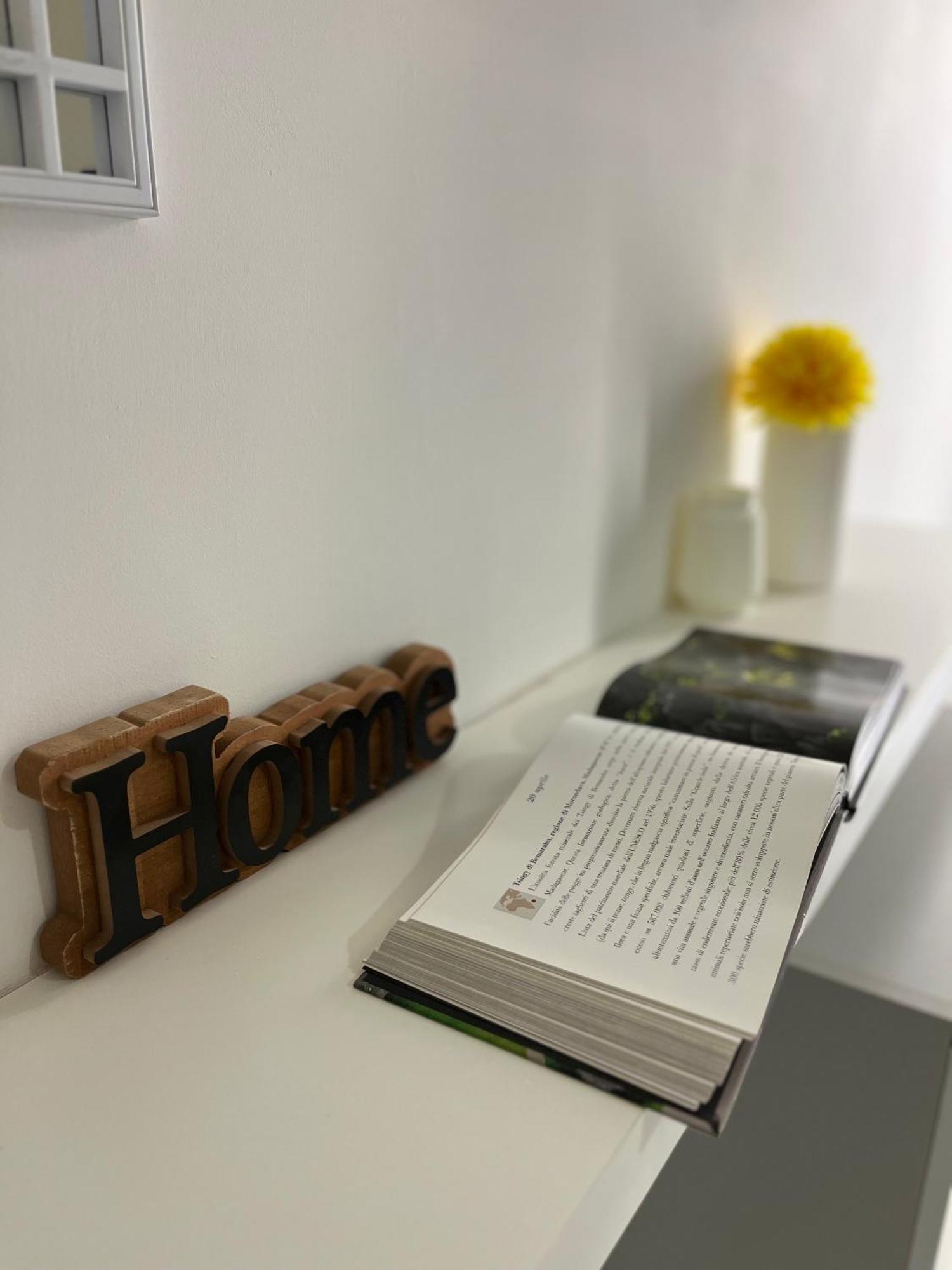 Residenza Santi Ai Monti Apartment Рим Екстериор снимка