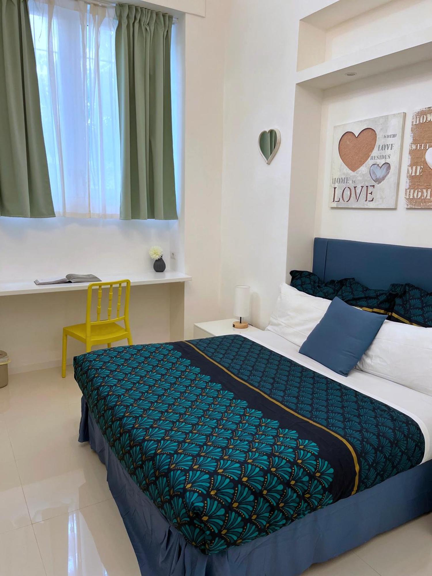 Residenza Santi Ai Monti Apartment Рим Екстериор снимка