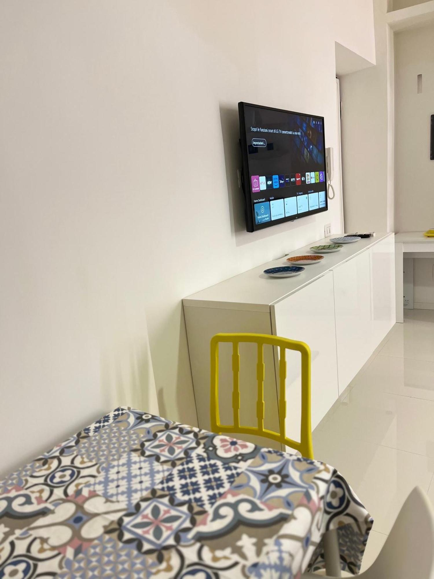 Residenza Santi Ai Monti Apartment Рим Екстериор снимка