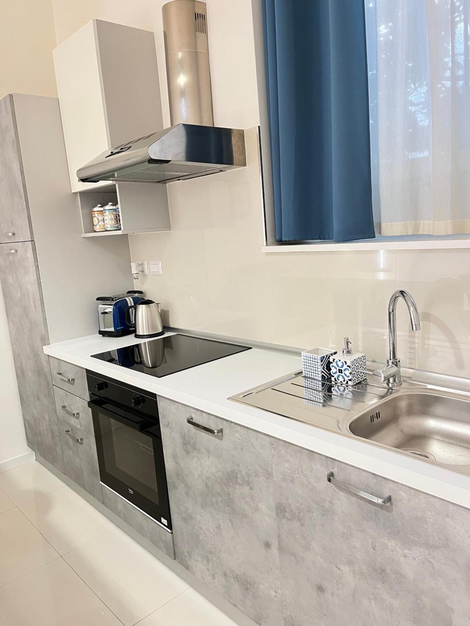 Residenza Santi Ai Monti Apartment Рим Екстериор снимка