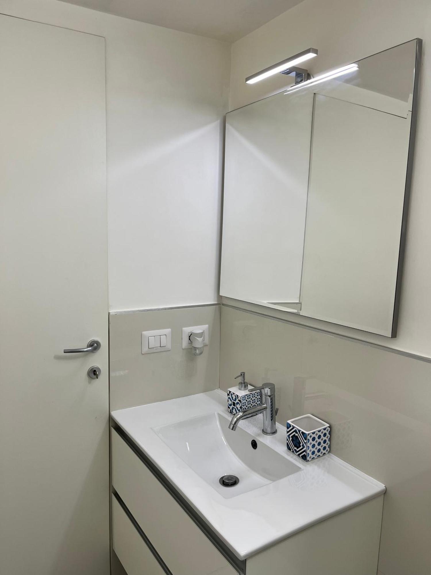 Residenza Santi Ai Monti Apartment Рим Екстериор снимка